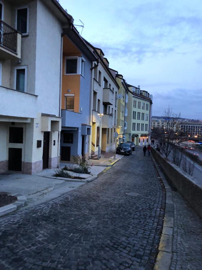 Pleasant Apartment Under The Bratislava Castle Eksteriør billede
